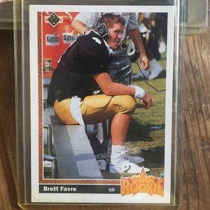 Brett Favre Upper Deck ROOKIE Card